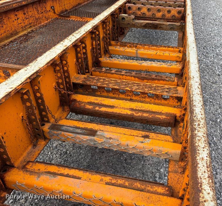 image for item DW7320 2003 Delavan Industries DDT car carrier