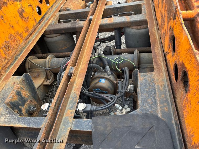 image for item DW7320 2003 Delavan Industries DDT car carrier