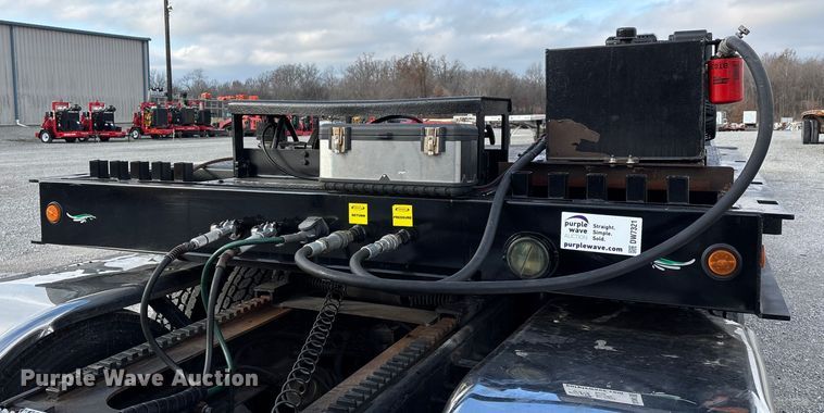 image for item DW7321 2013 Ledwell & Sons Enterprises drop deck hydraulic tail equipment trailer