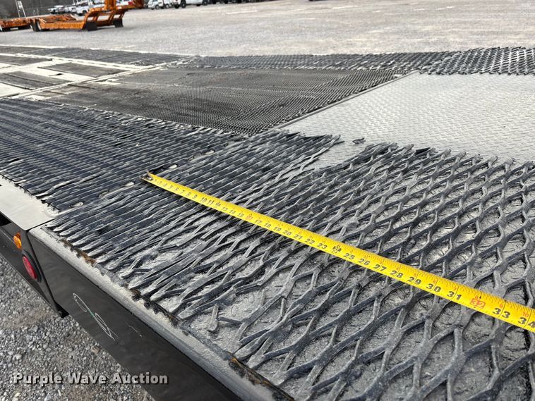 image for item DW7321 2013 Ledwell & Sons Enterprises drop deck hydraulic tail equipment trailer