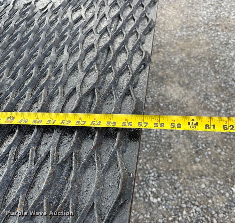 image for item DW7321 2013 Ledwell & Sons Enterprises drop deck hydraulic tail equipment trailer