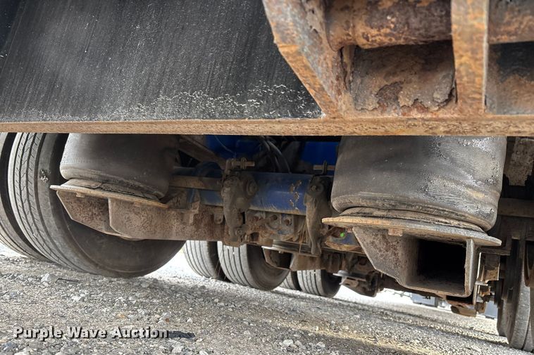 image for item DW7321 2013 Ledwell & Sons Enterprises drop deck hydraulic tail equipment trailer