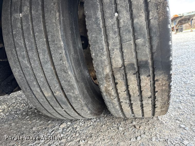 image for item DW7321 2013 Ledwell & Sons Enterprises drop deck hydraulic tail equipment trailer