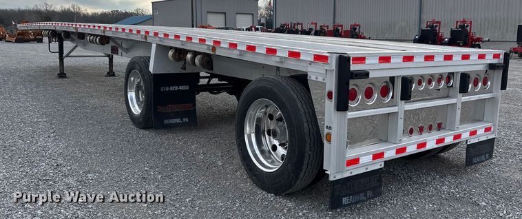 image for item DW7322 2008 Reitnour flatbed trailer