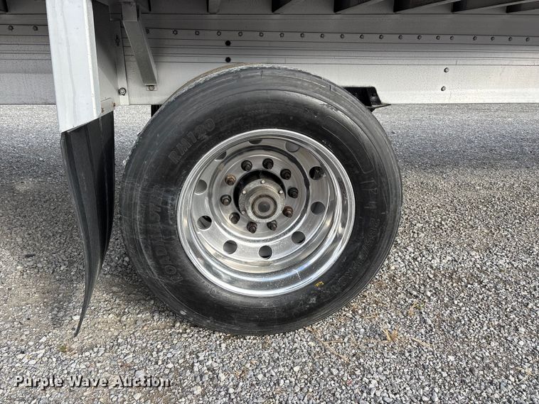 image for item DW7322 2008 Reitnour flatbed trailer