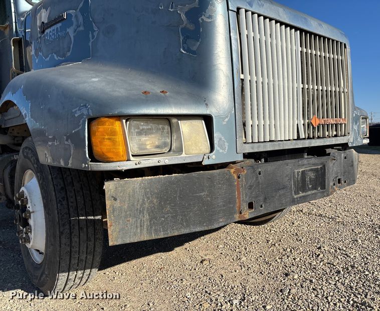 image for item DW7343 1991 International 9400 grapple truck 