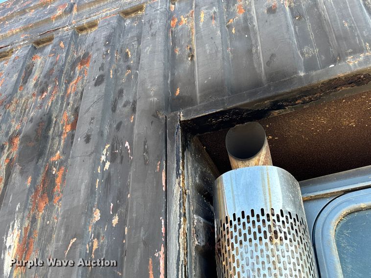 image for item DW7343 1991 International 9400 grapple truck 