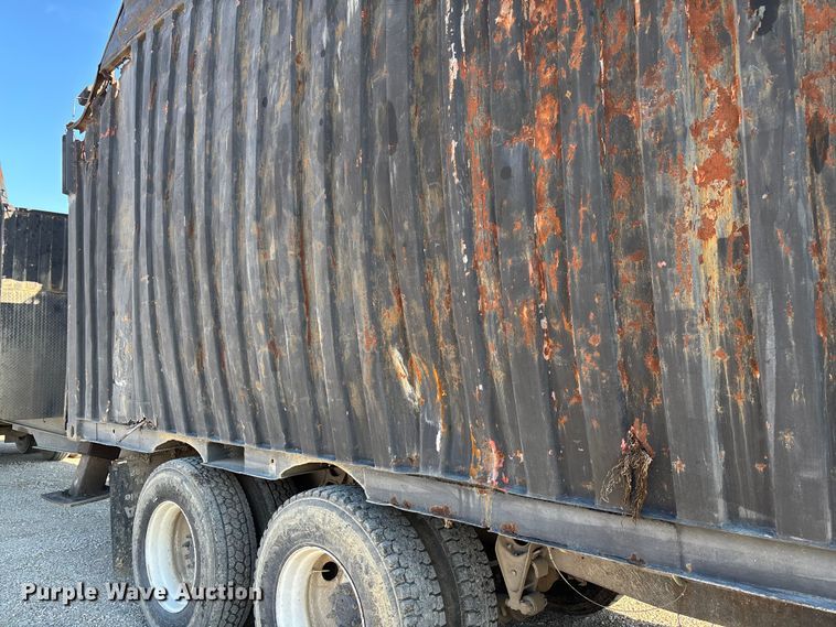 image for item DW7343 1991 International 9400 grapple truck 