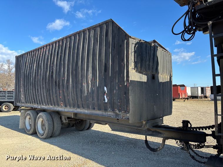 image for item DW7343 1991 International 9400 grapple truck 