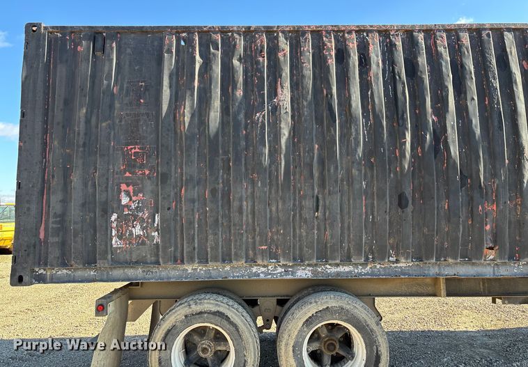 image for item DW7343 1991 International 9400 grapple truck 