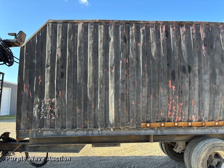 image for item DW7343 1991 International 9400 grapple truck 