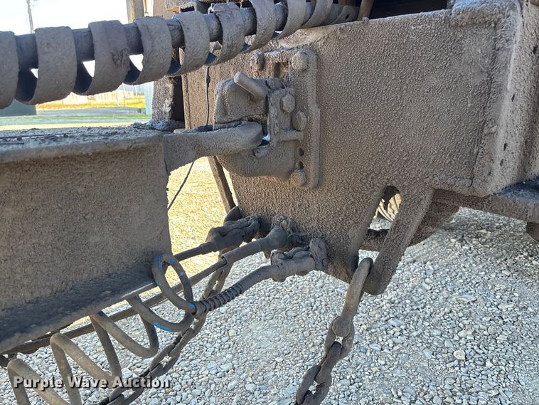 image for item DW7343 1991 International 9400 grapple truck 