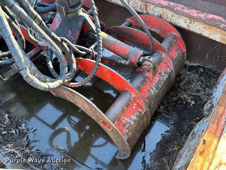 image for item DW7343 1991 International 9400 grapple truck 