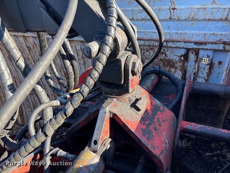 image for item DW7343 1991 International 9400 grapple truck 