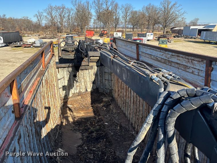 image for item DW7343 1991 International 9400 grapple truck 