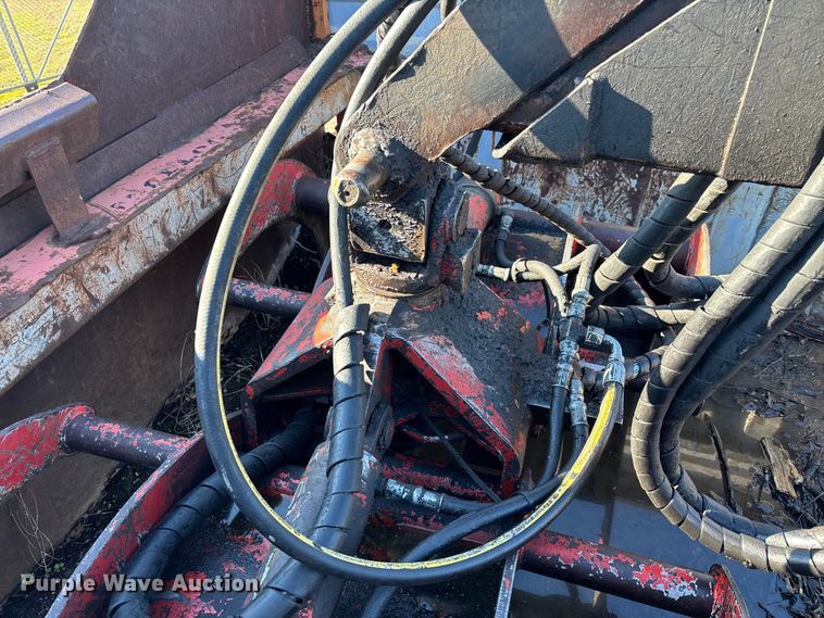 image for item DW7343 1991 International 9400 grapple truck 