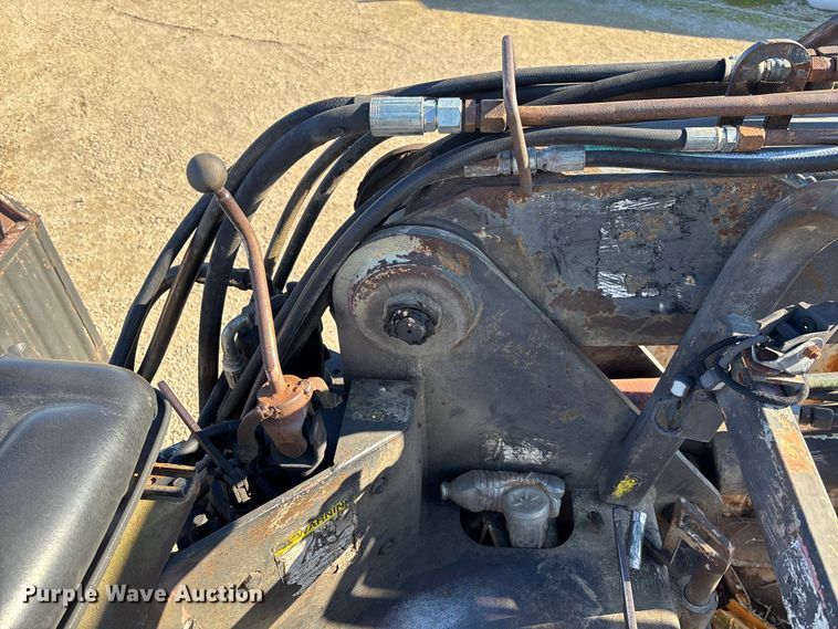 image for item DW7343 1991 International 9400 grapple truck 