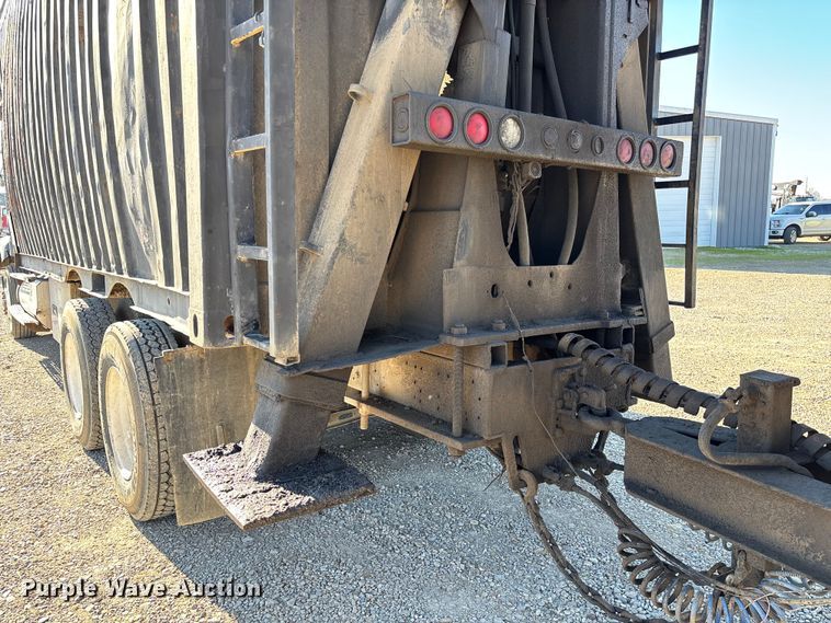 image for item DW7343 1991 International 9400 grapple truck 