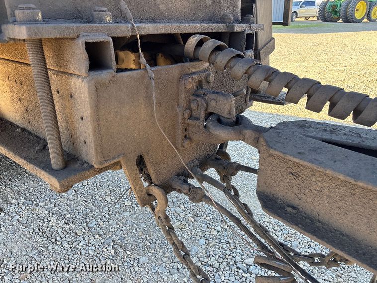 image for item DW7343 1991 International 9400 grapple truck 