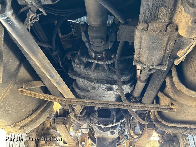 image for item DW7343 1991 International 9400 grapple truck 