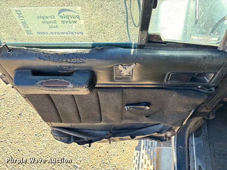 image for item DW7343 1991 International 9400 grapple truck 