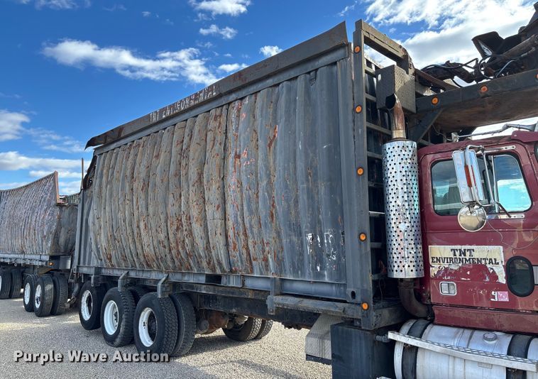 image for item DW7344 1993 Western Star 4900 crane grapple truck 