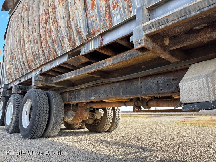 image for item DW7344 1993 Western Star 4900 crane grapple truck 