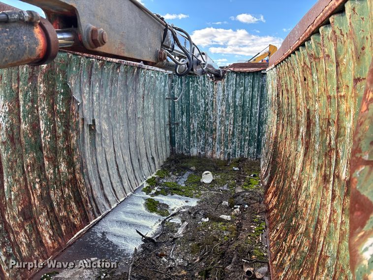 image for item DW7344 1993 Western Star 4900 crane grapple truck 