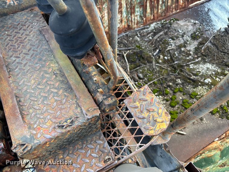 image for item DW7344 1993 Western Star 4900 crane grapple truck 