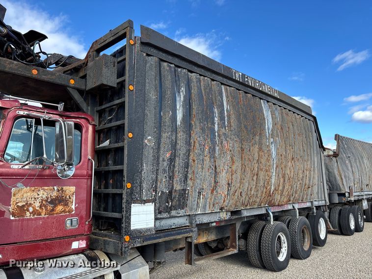 image for item DW7344 1993 Western Star 4900 crane grapple truck 