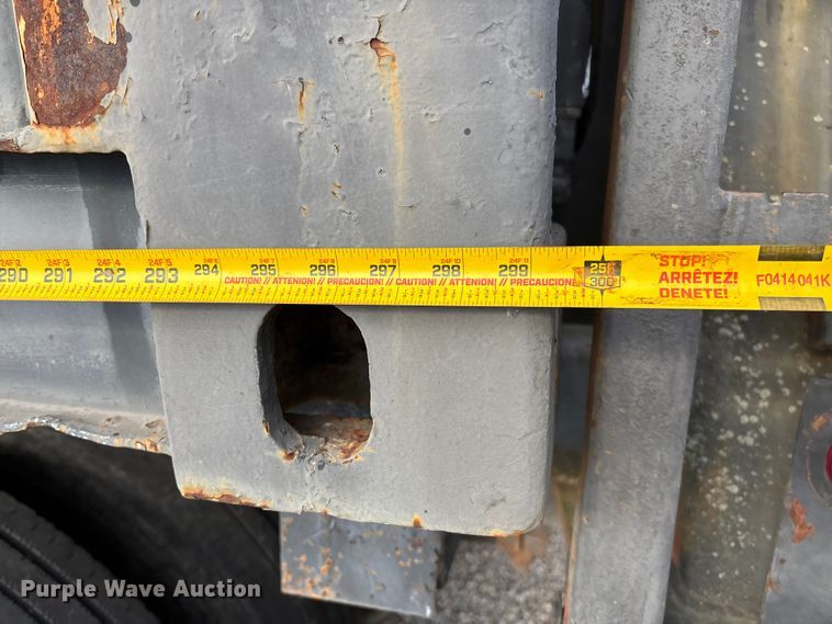 image for item DW7344 1993 Western Star 4900 crane grapple truck 