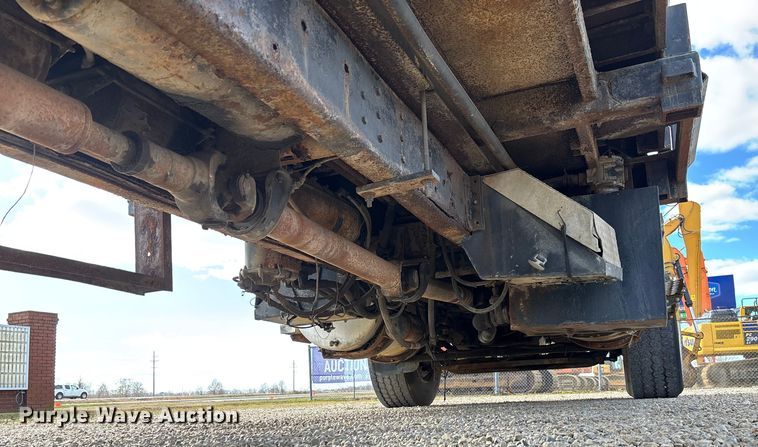 image for item DW7344 1993 Western Star 4900 crane grapple truck 