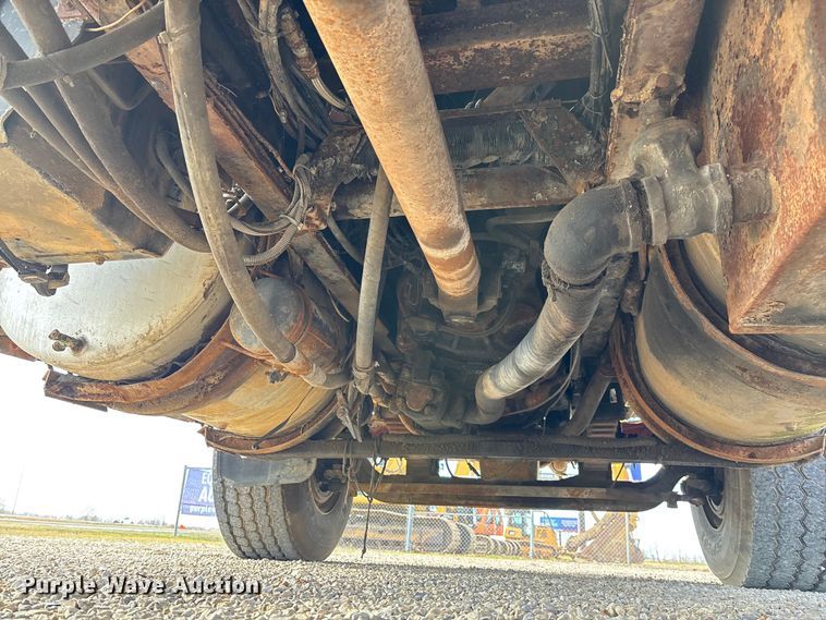 image for item DW7344 1993 Western Star 4900 crane grapple truck 