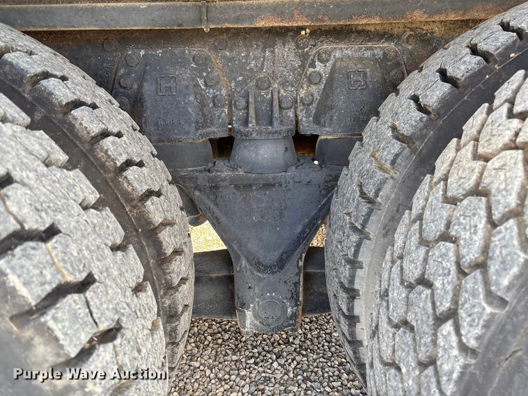 image for item DW7344 1993 Western Star 4900 crane grapple truck 