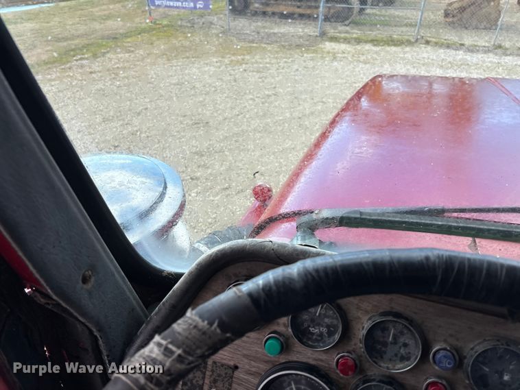 image for item DW7344 1993 Western Star 4900 crane grapple truck 