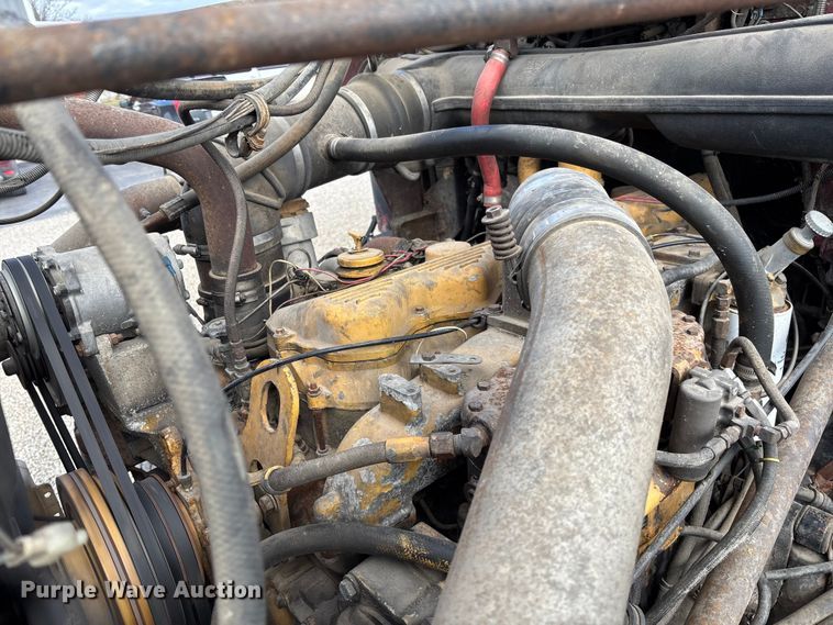 image for item DW7344 1993 Western Star 4900 crane grapple truck 