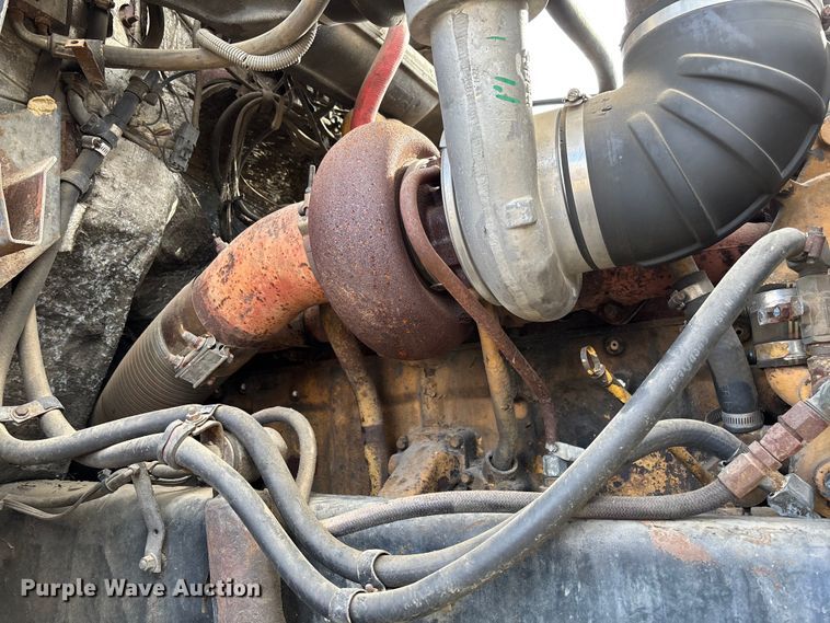 image for item DW7344 1993 Western Star 4900 crane grapple truck 