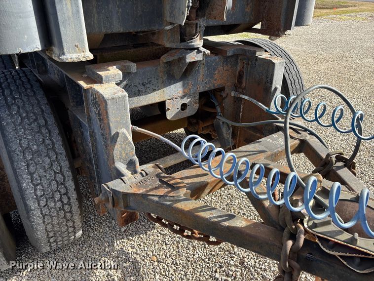 image for item DW7344 1993 Western Star 4900 crane grapple truck 