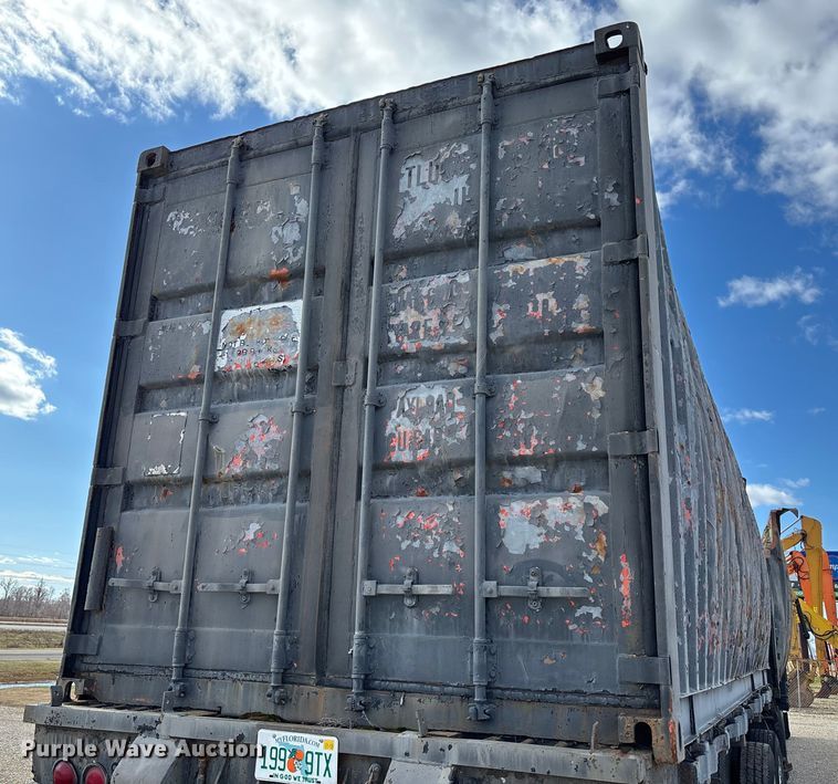 image for item DW7344 1993 Western Star 4900 crane grapple truck 