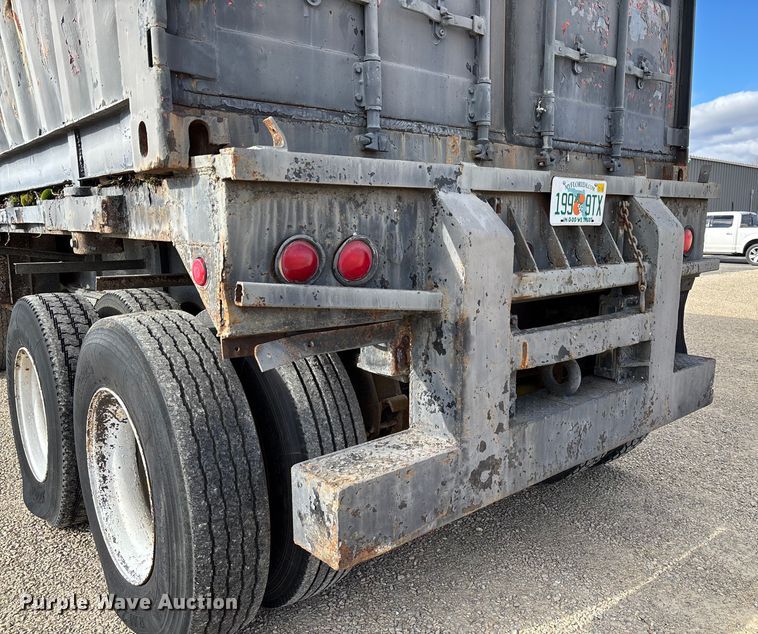 image for item DW7344 1993 Western Star 4900 crane grapple truck 