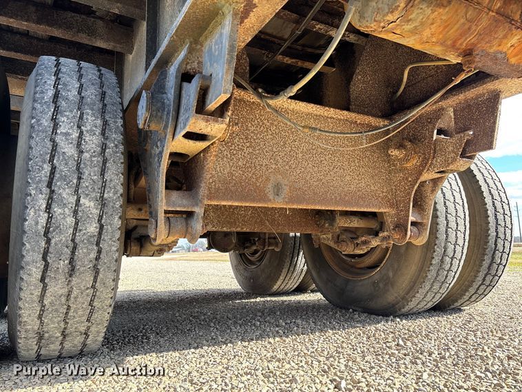 image for item DW7344 1993 Western Star 4900 crane grapple truck 