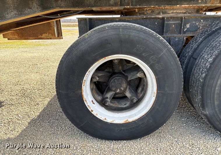 image for item DW7344 1993 Western Star 4900 crane grapple truck 