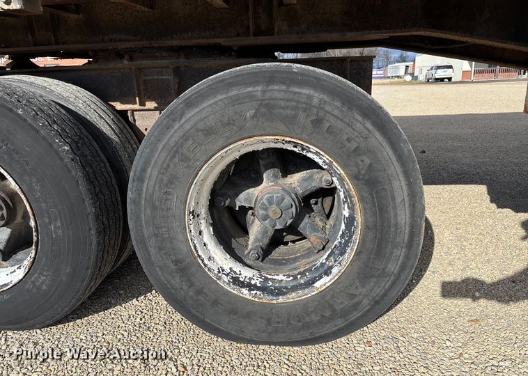 image for item DW7344 1993 Western Star 4900 crane grapple truck 