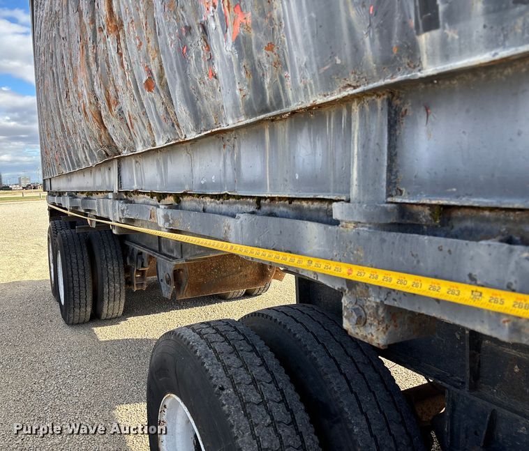 image for item DW7344 1993 Western Star 4900 crane grapple truck 