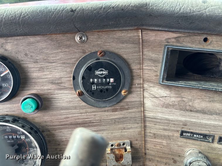 image for item DW7344 1993 Western Star 4900 crane grapple truck 