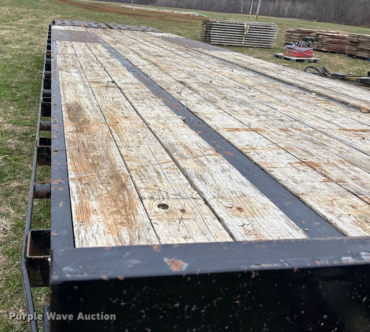 image for item DW7353 2017 Big Tex 22PH-25+5 equipment trailer