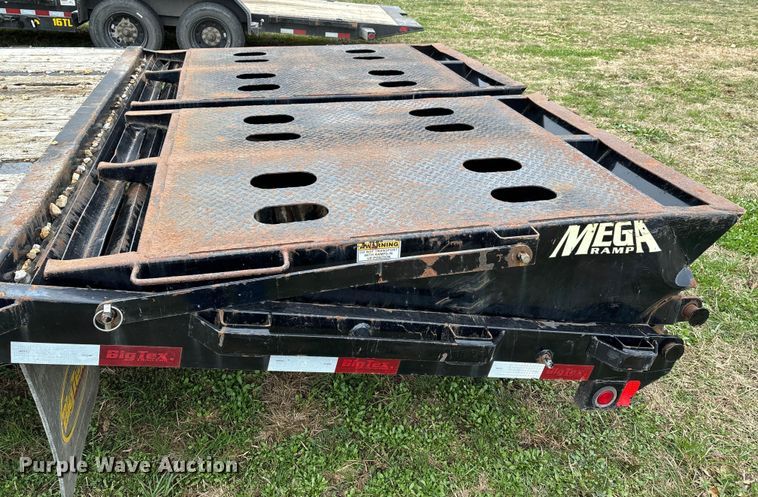 image for item DW7353 2017 Big Tex 22PH-25+5 equipment trailer