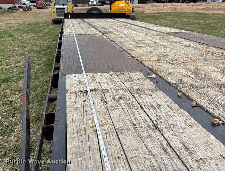 image for item DW7353 2017 Big Tex 22PH-25+5 equipment trailer