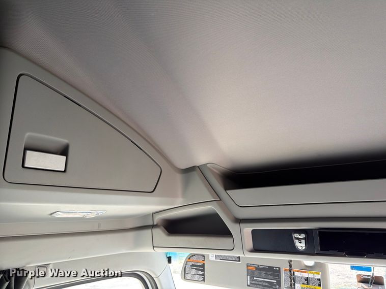 image for item DX5905 2018 Kenworth T680 semi truck