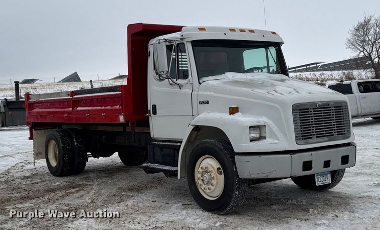 image for item EA2180 2001 Freightliner FL70 dump truck